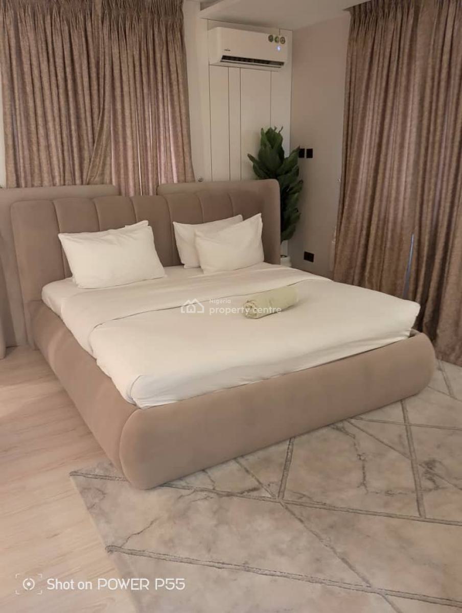 Unique 2 Bedroom with Bathtub, Balcony, Pool & Elevator, 23 Mac Donald Road, Ikoyi, Lagos, Flat / Apartment Short Let