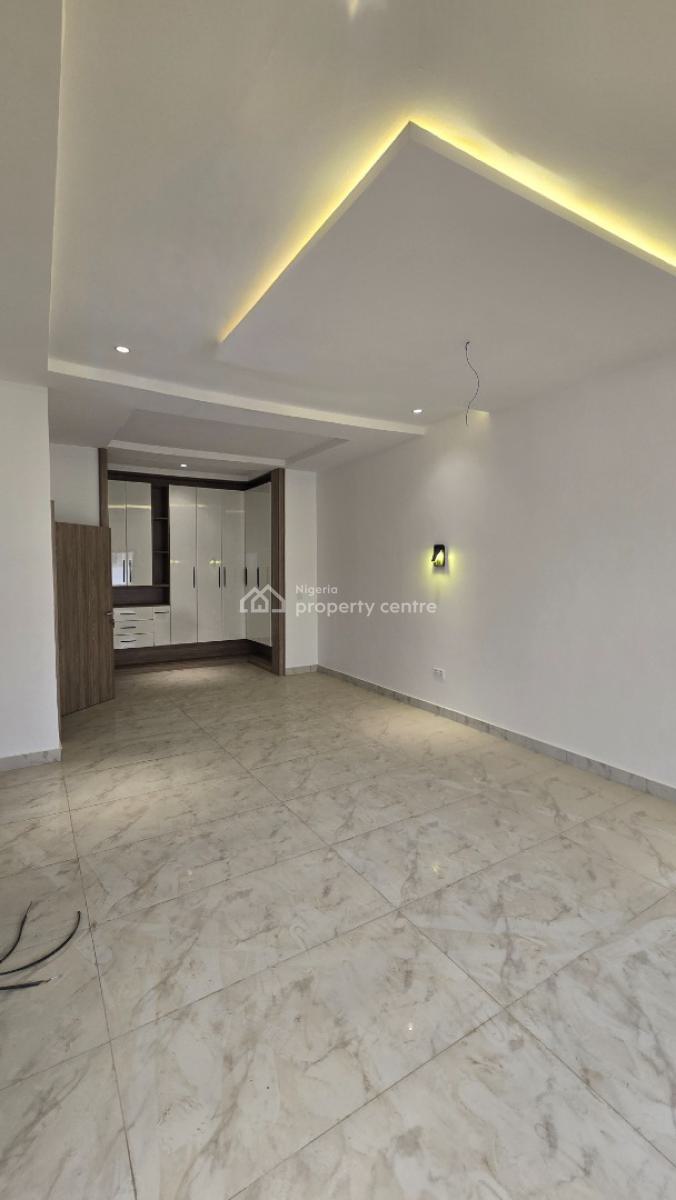 4 Bedroom Terrace Triplex, Dawaki, Gwarinpa, Abuja, Terraced Duplex for Sale