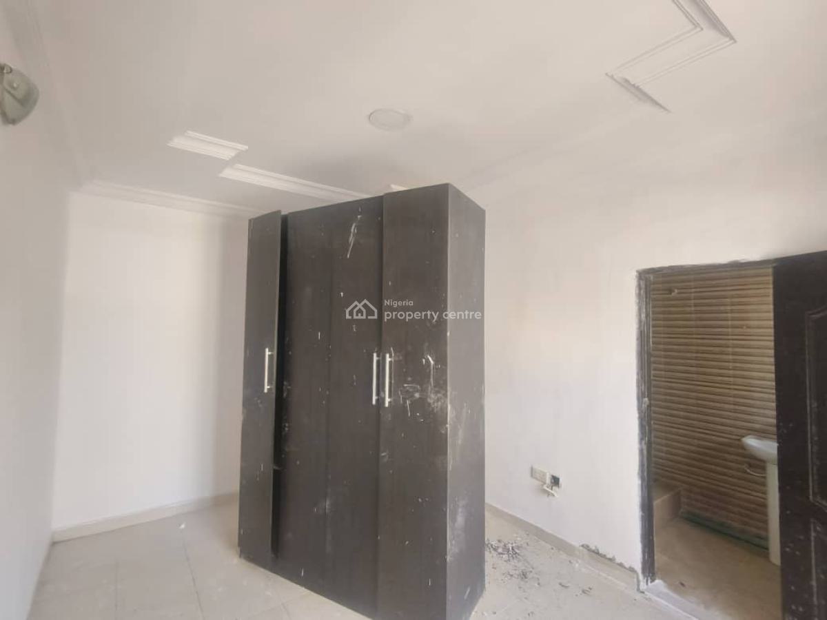 Newly Renovated 9 Units of 3 Bedroom Apartment, Chevron Drive, Lekki, Lagos, Flat / Apartment for Rent