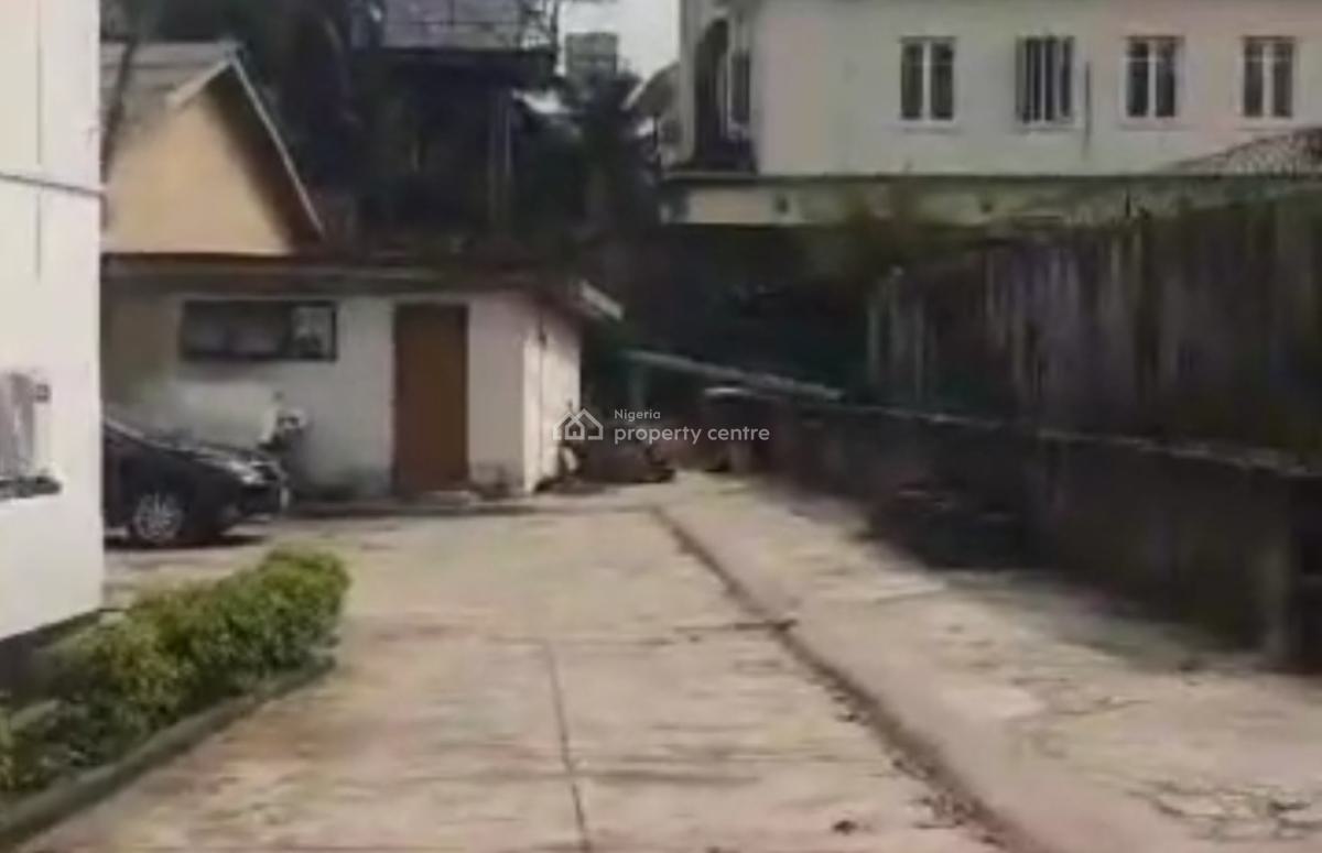 1400sqm Dry Land with Detached House, Ikeja, Lagos, Land for Sale