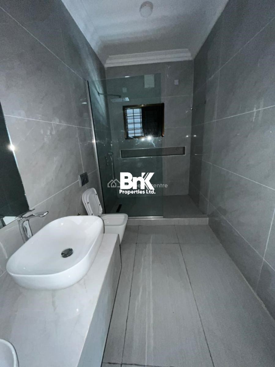 Brand New 3-bedroom Apartment with 1 Room Bq, Lekki Phase 1, Lekki, Lagos, Flat / Apartment for Rent