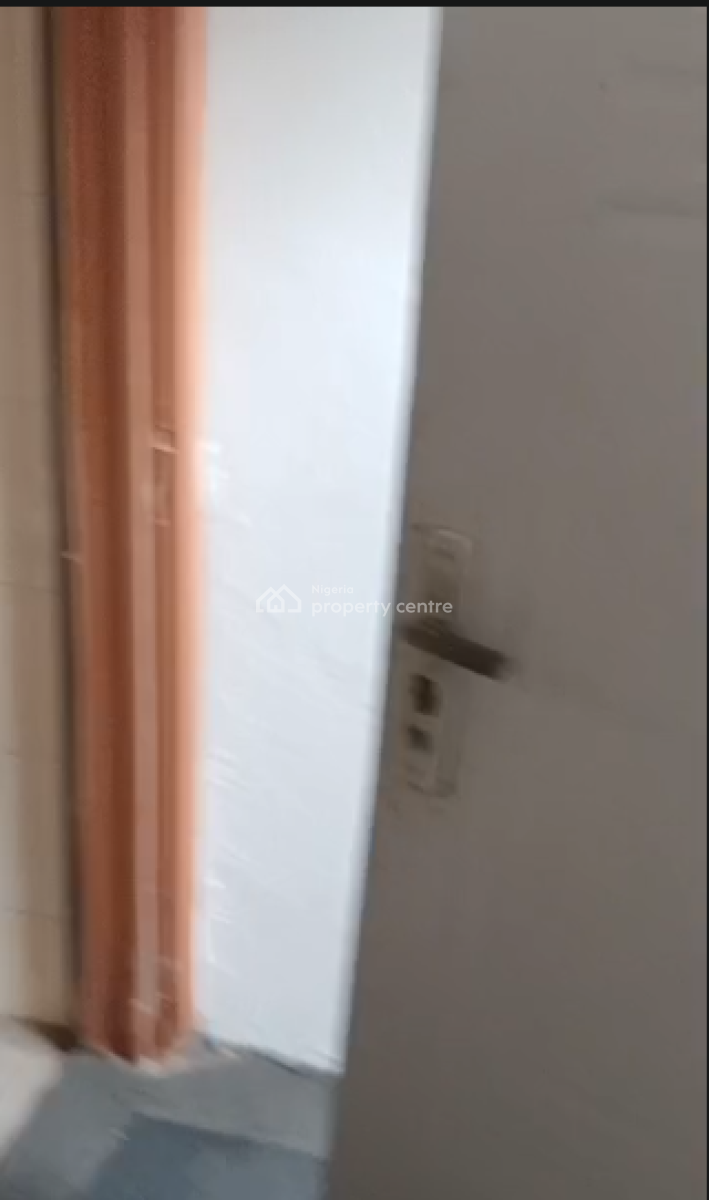 Spacious Bq Apartment, Orchid Road, Lekki Phase 2, Lekki, Lagos, Flat / Apartment for Rent