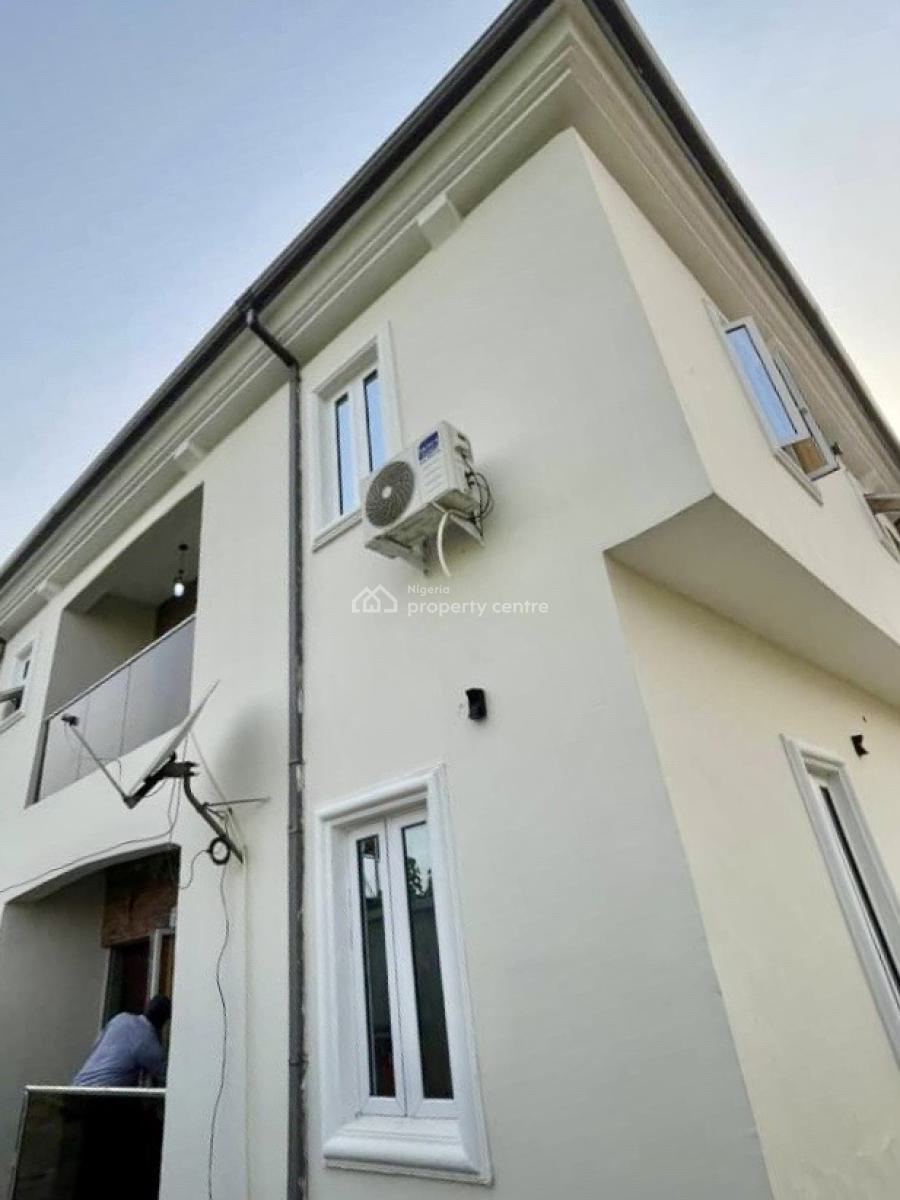Sharp Renovated and Just 2 in a Compound, Sangotedo, Ajah, Lagos, Flat / Apartment for Rent