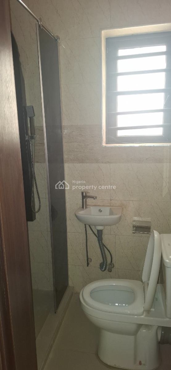 Standard 2 Bedroom Apartment with Acs, Guzape District, Abuja, Flat / Apartment for Rent