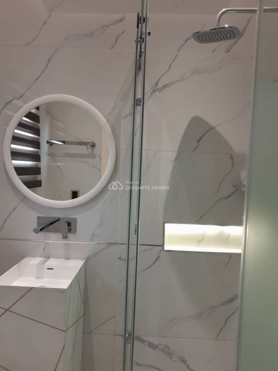 Stylish 3 Bedroom with Bathtub, Balcony, Pool & Elevator, 23 Mac Donald Road, Ikoyi, Lagos, Flat / Apartment Short Let