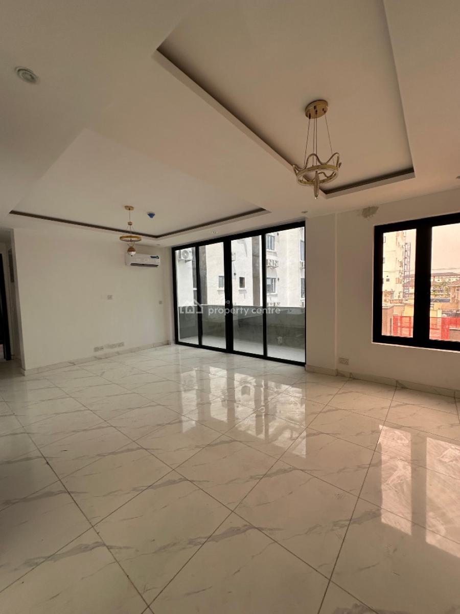 2 Bedroom Apartment, Lekki Phase 1, Lekki, Lagos, Flat / Apartment for Sale
