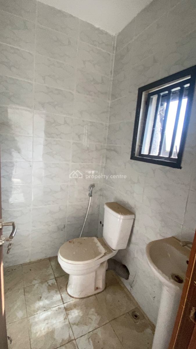 Newly Built 4 Bedroom Terrace Duplex + Bq, Jahi, Abuja, Terraced Duplex for Rent