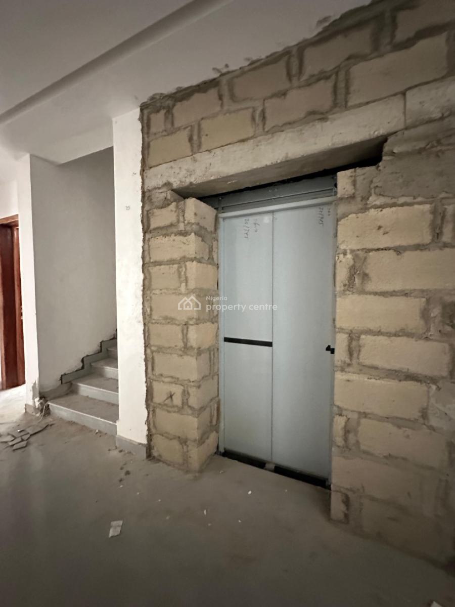 1 Bedroom Apartment with Gym and Elevator, Lekki Phase 1, Lekki, Lagos, Flat / Apartment for Sale