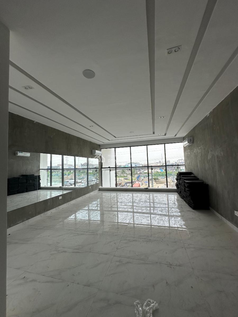 1 Bedroom Apartment with Gym and Elevator, Lekki Phase 1, Lekki, Lagos, Flat / Apartment for Sale