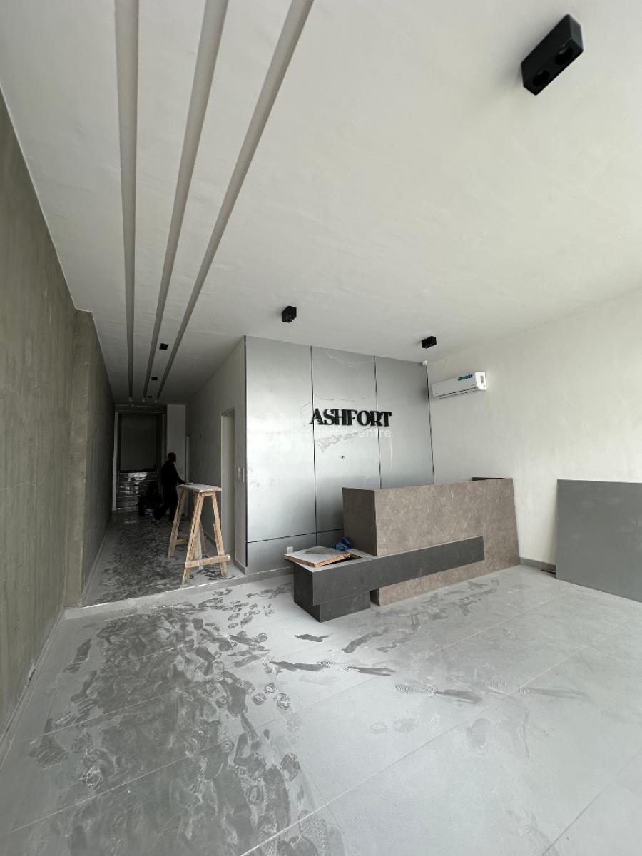 1 Bedroom Apartment with Gym and Elevator, Lekki Phase 1, Lekki, Lagos, Flat / Apartment for Sale