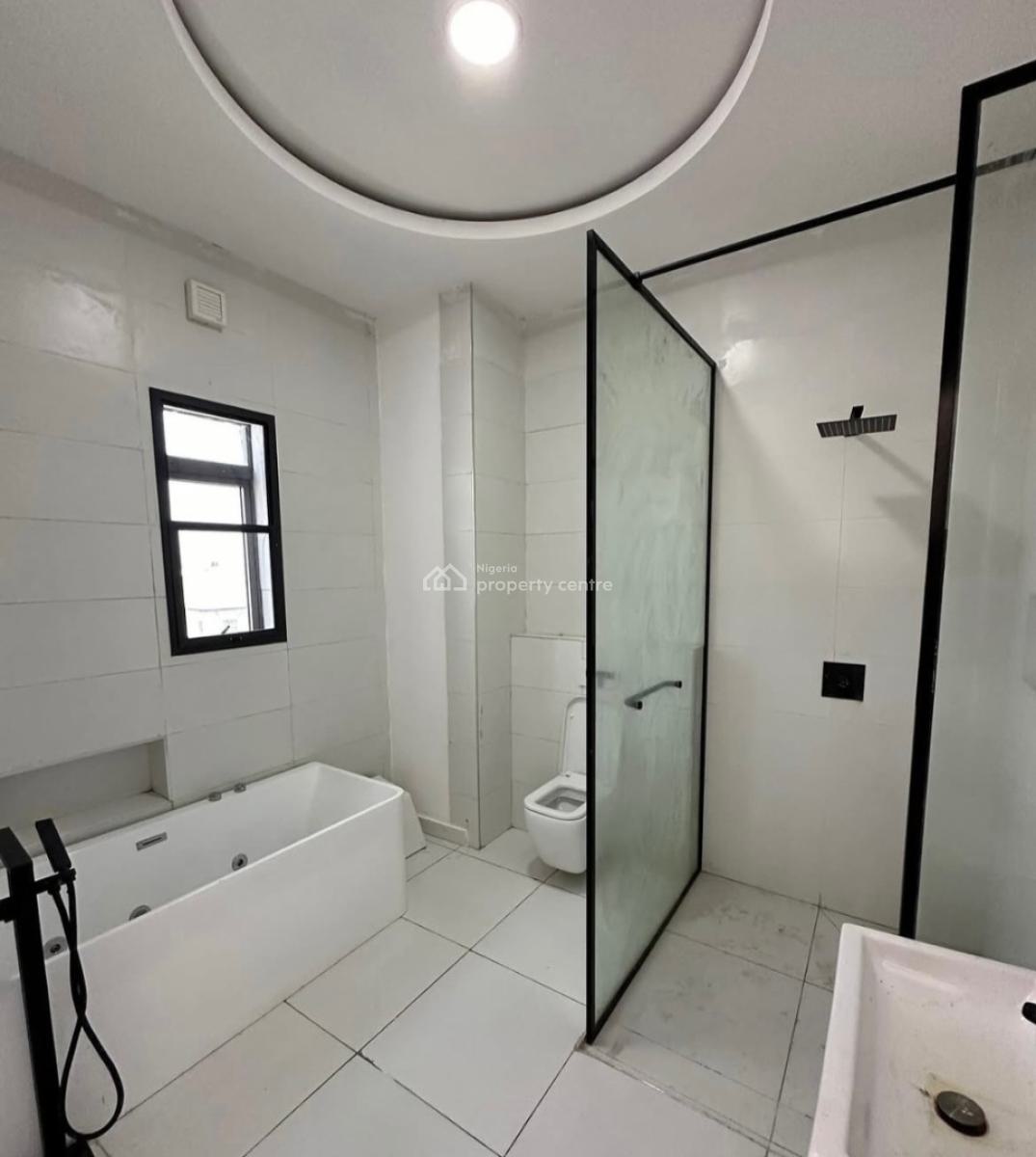 Serviced with 24/7 Power Supply 4 Bedroom En-suite Maisonette, Lekki Phase 1, Lekki, Lagos, House for Rent