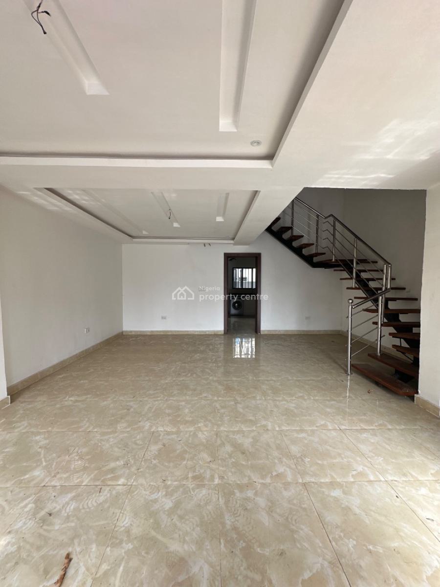 Neatly Built 4 Bedroom Terrace Duplex with Bq, Pool & Gym, Lekki Phase 1, Lekki, Lagos, Terraced Duplex for Rent