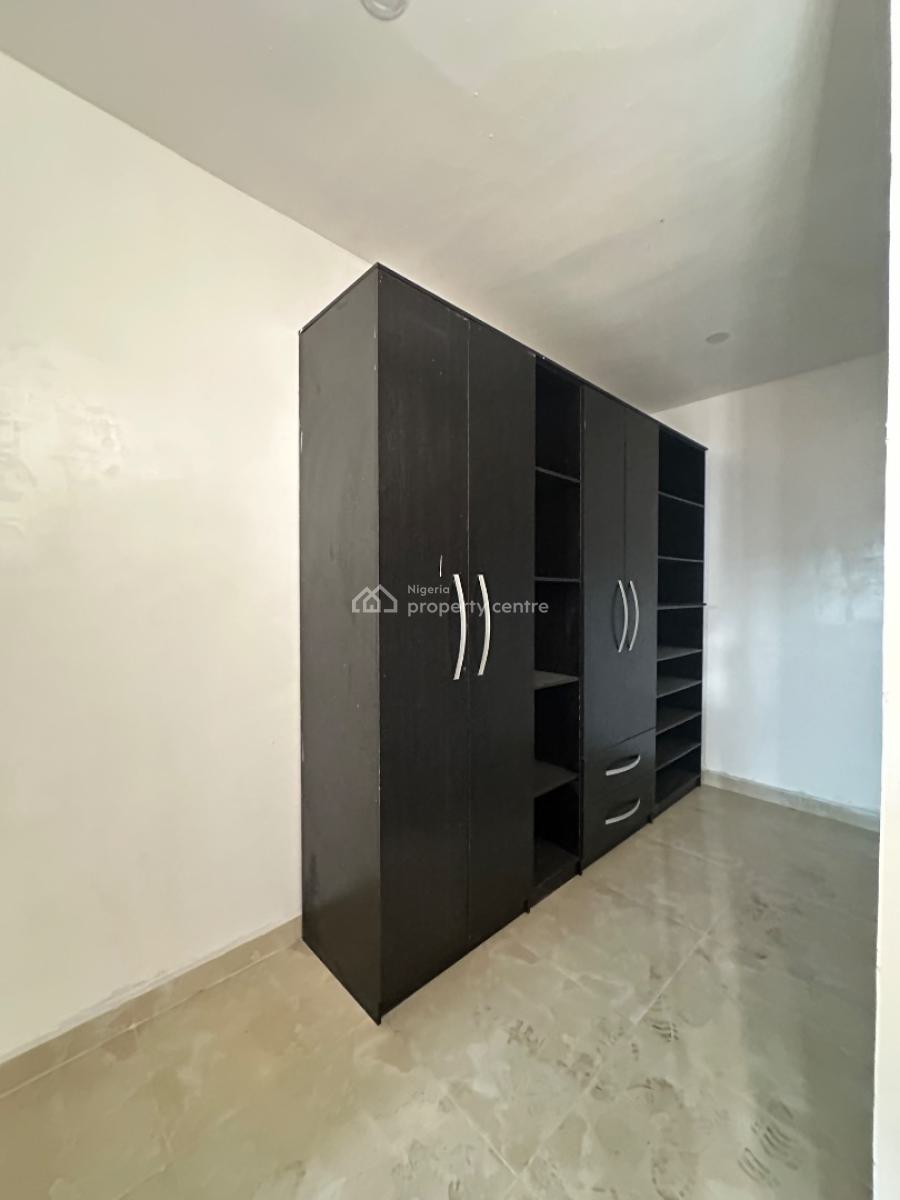 Neatly Built 4 Bedroom Terrace Duplex with Bq, Pool & Gym, Lekki Phase 1, Lekki, Lagos, Terraced Duplex for Rent