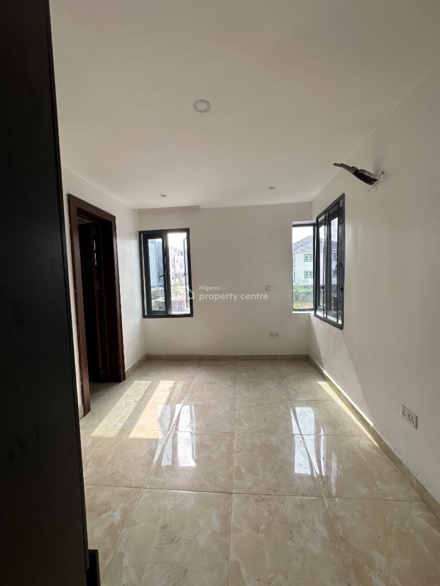 Neatly Built 4 Bedroom Terrace Duplex with Bq, Pool & Gym, Lekki Phase 1, Lekki, Lagos, Terraced Duplex for Rent