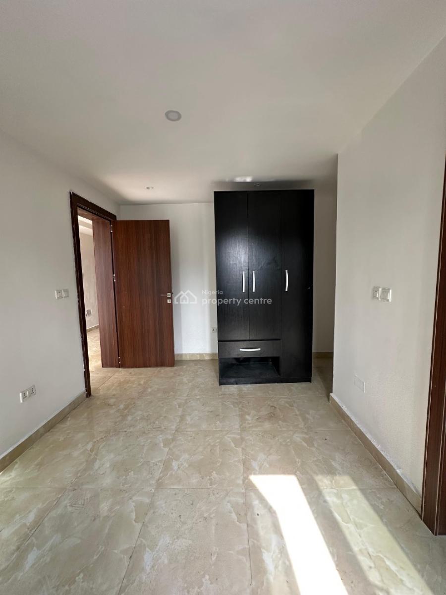 Neatly Built 4 Bedroom Terrace Duplex with Bq ,swimming Pool & Gym, Lekki Phase 1, Lekki, Lagos, Terraced Duplex for Rent