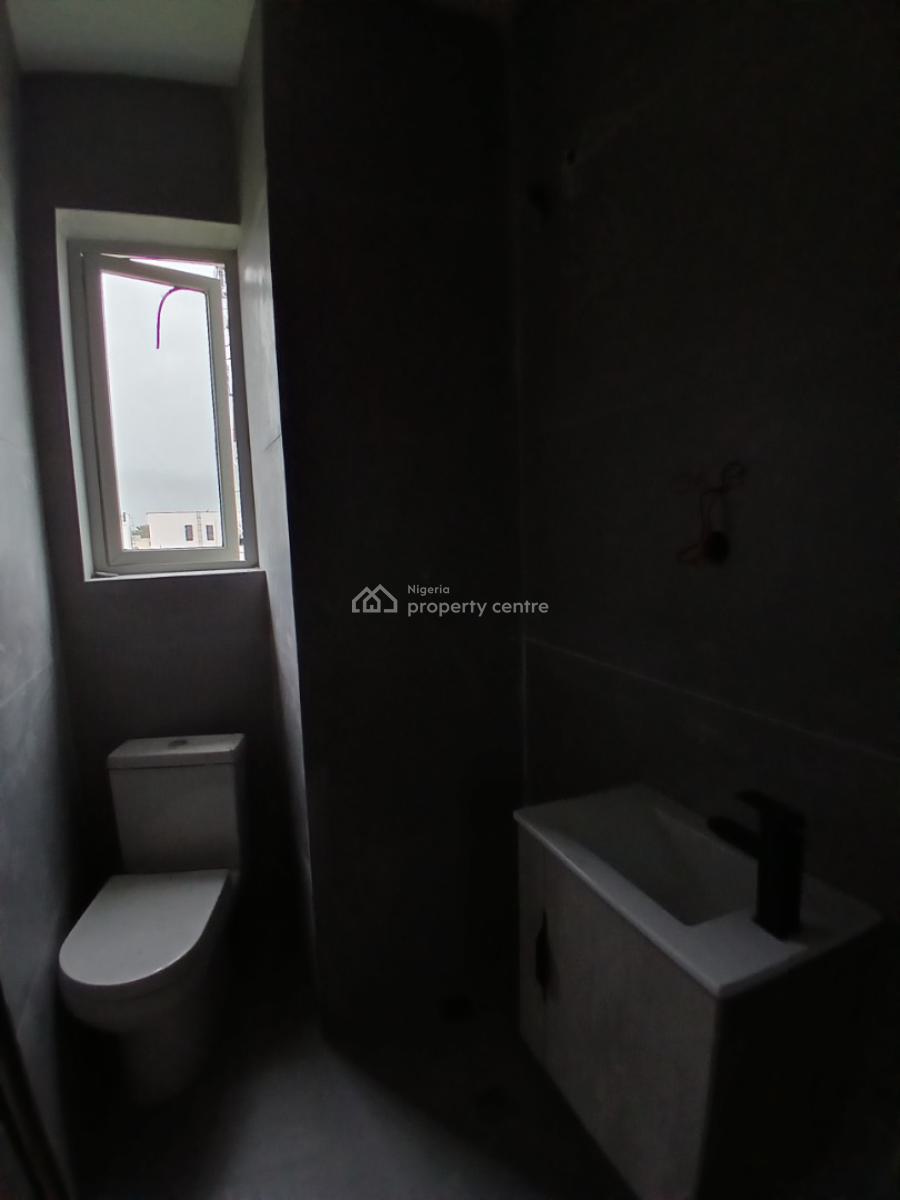 2 Bedroom Apartment, Lekki Phase 1, Lekki, Lagos, Flat / Apartment for Sale