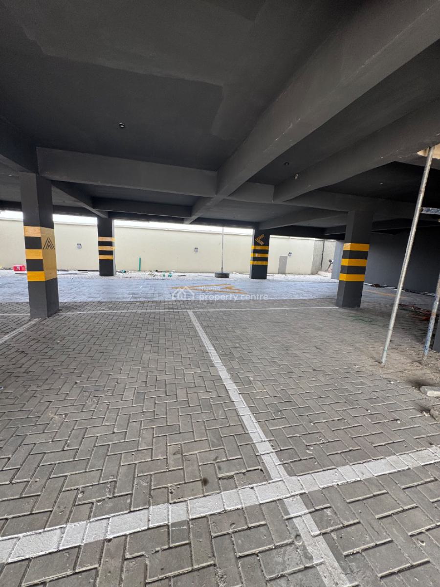 Very Spacious 2bed Apartment with 2 Balconies, Lekki Phase 1, Lekki, Lagos, Flat / Apartment for Sale