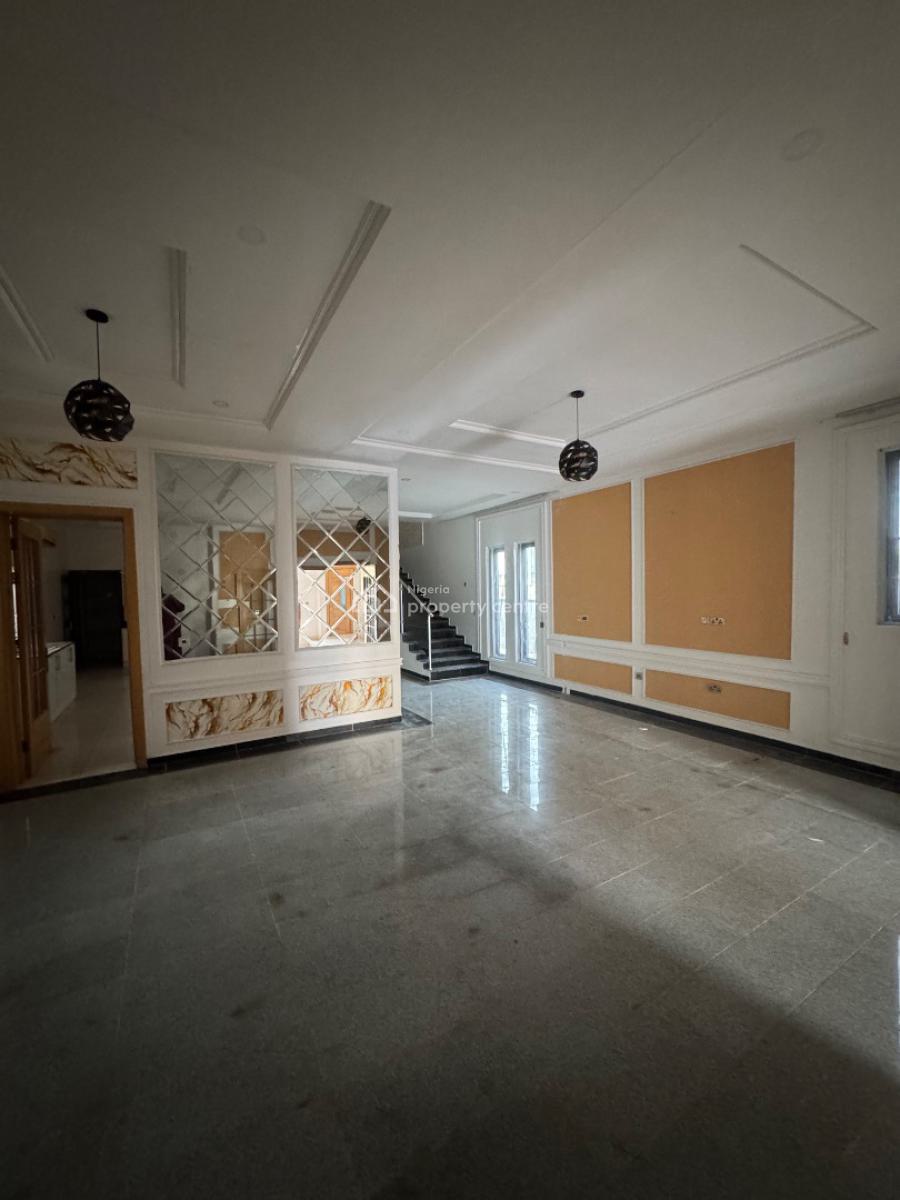 𝐌𝐀𝐈𝐍𝐓𝐀𝐈𝐍𝐄𝐃 5 𝐁𝐄𝐃𝐑𝐎𝐎m 𝐃𝐄𝐓𝐀𝐂𝐇𝐄𝐃 𝐃𝐔𝐏𝐋𝐄𝐗, Osapa, Lekki, Lagos, Detached Duplex for Rent