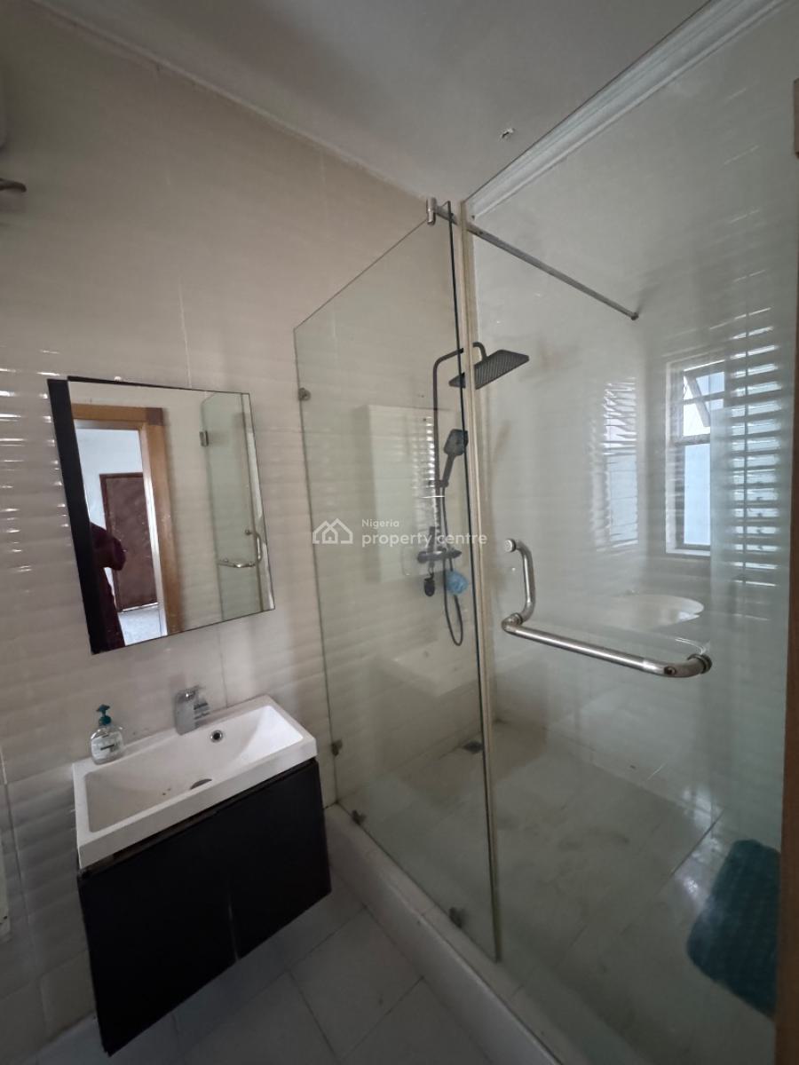 𝐌𝐀𝐈𝐍𝐓𝐀𝐈𝐍𝐄𝐃 5 𝐁𝐄𝐃𝐑𝐎𝐎m 𝐃𝐄𝐓𝐀𝐂𝐇𝐄𝐃 𝐃𝐔𝐏𝐋𝐄𝐗, Osapa, Lekki, Lagos, Detached Duplex for Rent