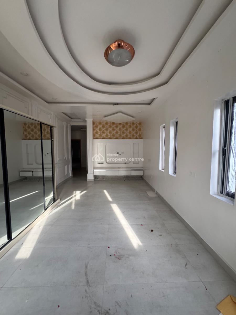 𝐌𝐀𝐈𝐍𝐓𝐀𝐈𝐍𝐄𝐃 5 𝐁𝐄𝐃𝐑𝐎𝐎m 𝐃𝐄𝐓𝐀𝐂𝐇𝐄𝐃 𝐃𝐔𝐏𝐋𝐄𝐗, Osapa, Lekki, Lagos, Detached Duplex for Rent