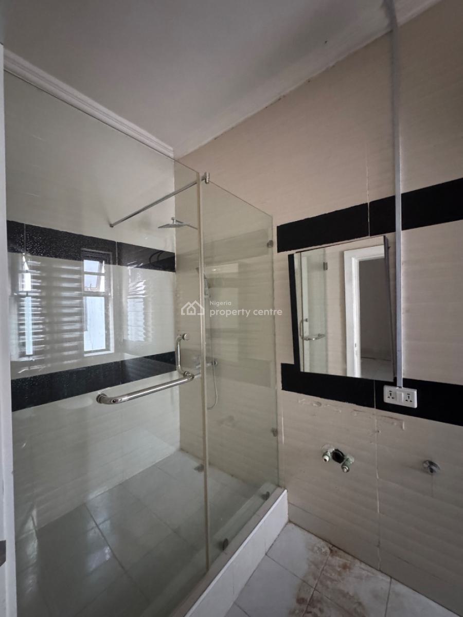 𝐌𝐀𝐈𝐍𝐓𝐀𝐈𝐍𝐄𝐃 5 𝐁𝐄𝐃𝐑𝐎𝐎m 𝐃𝐄𝐓𝐀𝐂𝐇𝐄𝐃 𝐃𝐔𝐏𝐋𝐄𝐗, Osapa, Lekki, Lagos, Detached Duplex for Rent