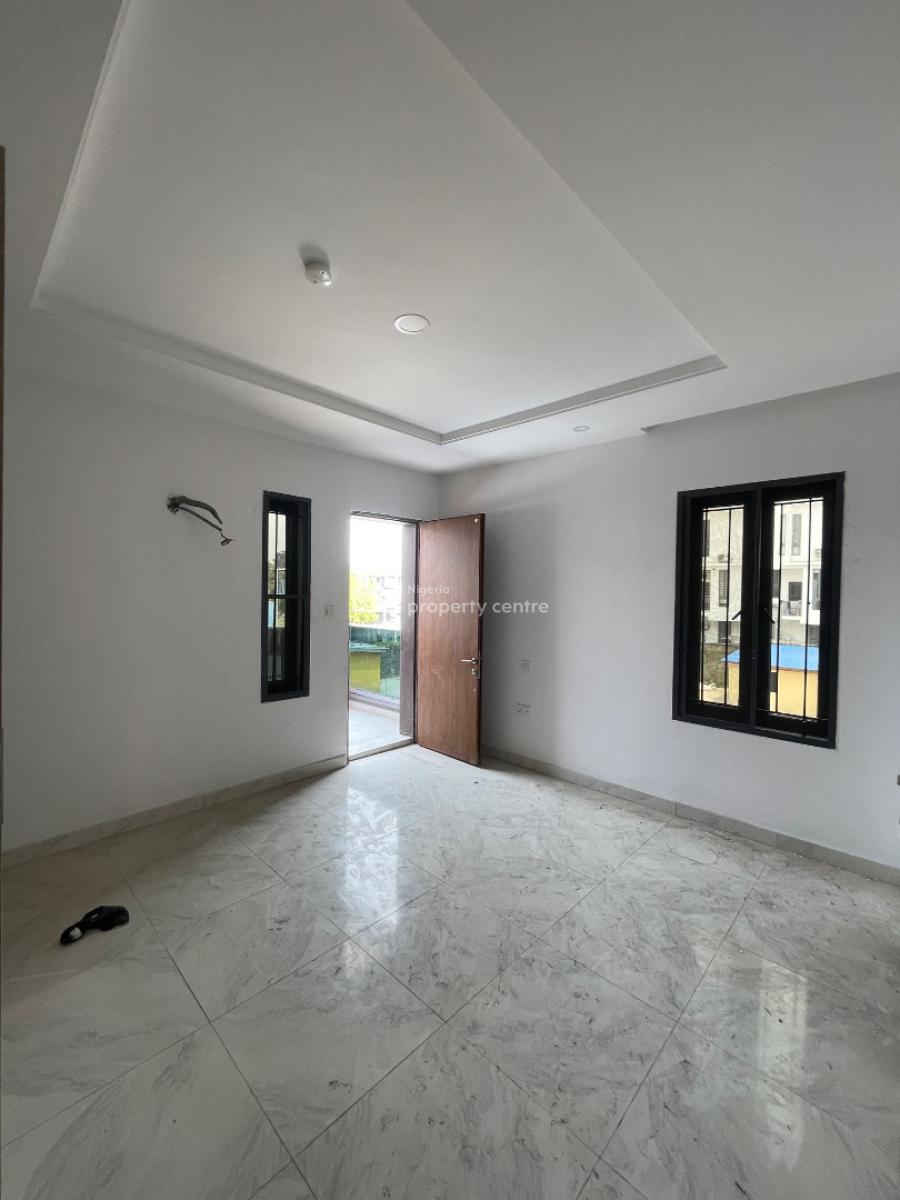 Block of Flats (8 Units of 3-bedroom Apartments, Lekki Right, Lekki Phase 1, Lekki, Lagos, House for Rent