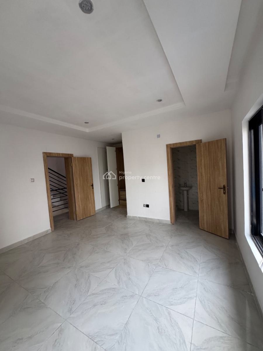 𝐁𝐑𝐀𝐍𝐃 𝐍𝐄𝐖 2 𝐁𝐄𝐃𝐑𝐎𝐎𝐌 𝐓𝐄𝐑𝐑𝐀𝐂𝐄 𝐃𝐔𝐏𝐋𝐄𝐗, Lekki Phase 1, Lekki Phase 1, Lekki, Lagos, Terraced Duplex for Rent