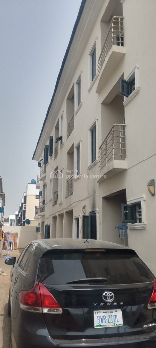 a Standard 2 Bedroom Apartment, Lekki County Homes, Ikota, Lekki, Lagos, Flat / Apartment for Rent