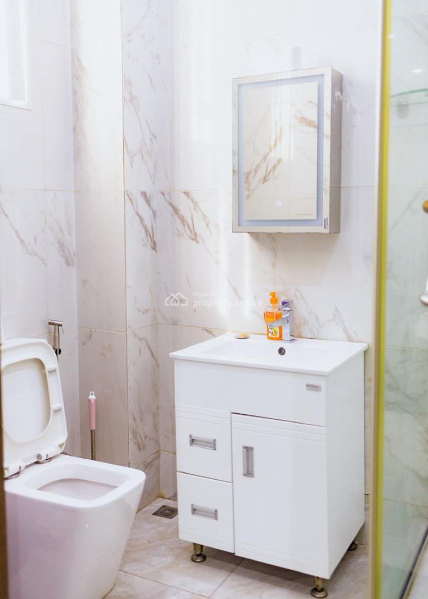 Luxury 2-bedroom Apartment with Bq & Pool, Banana Island, Ikoyi, Lagos, Flat / Apartment for Rent