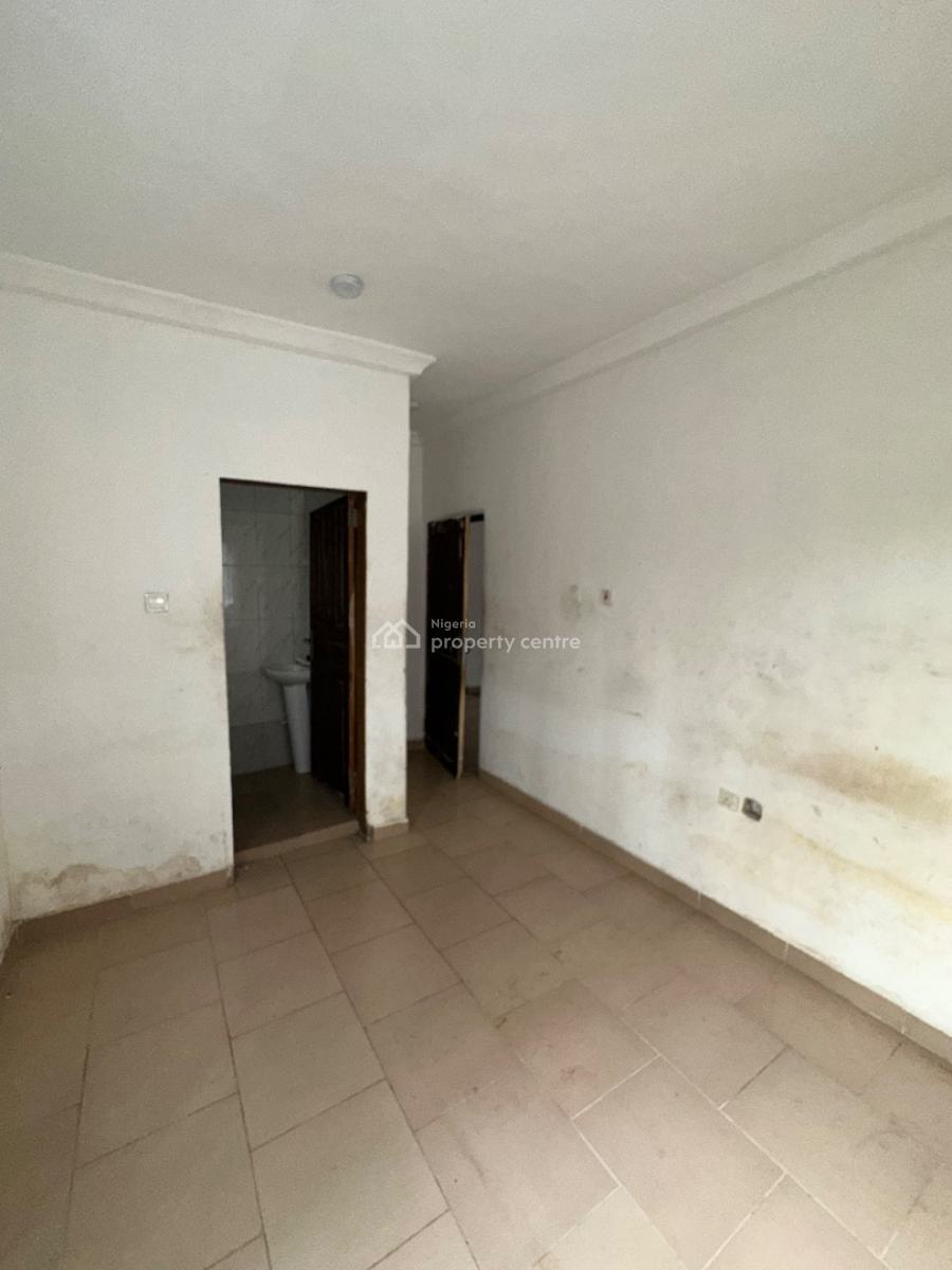 Very Sweet and Lovable Sharp  2 Bedroom Apartment, Alashela Royal Estate, Ogombo, Ajah, Lagos, Flat / Apartment for Rent