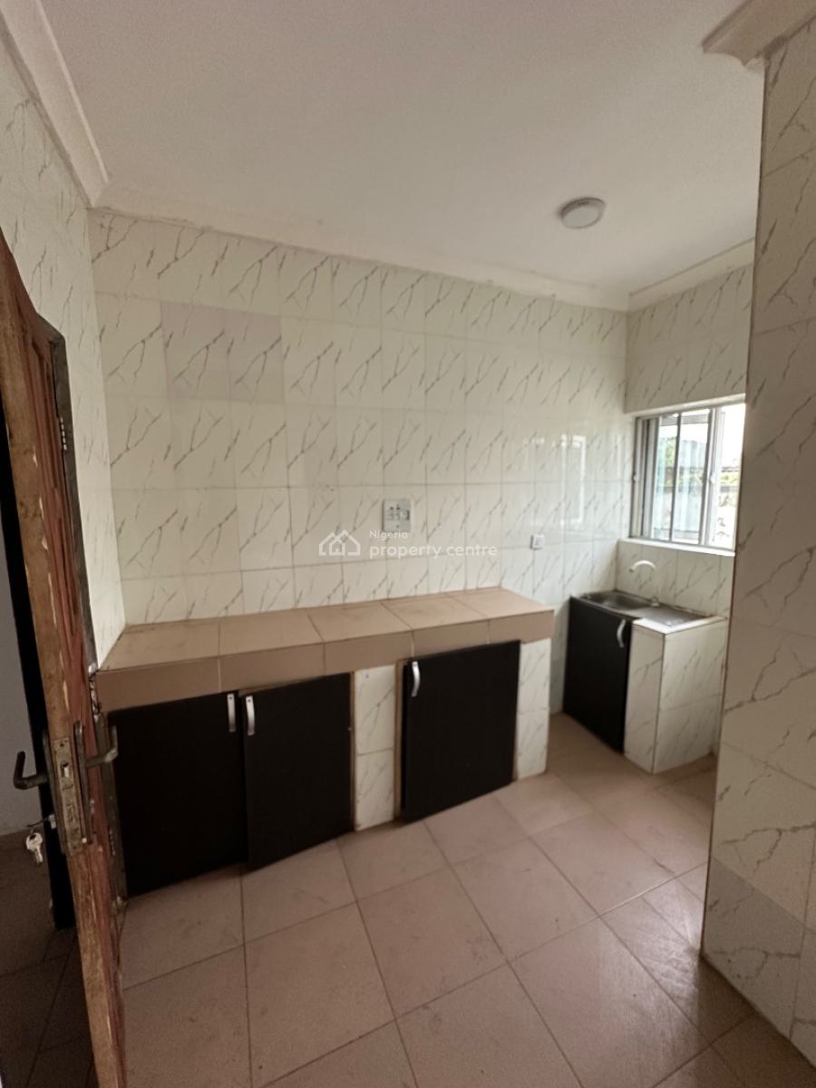 Very Sweet and Lovable Sharp  2 Bedroom Apartment, Alashela Royal Estate, Ogombo, Ajah, Lagos, Flat / Apartment for Rent