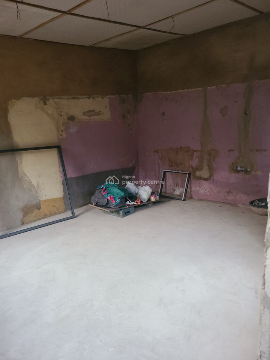 Spacious Room Self Contained, Gbaja Off Western Avenue, Surulere, Lagos, Self Contain (single Rooms) for Rent