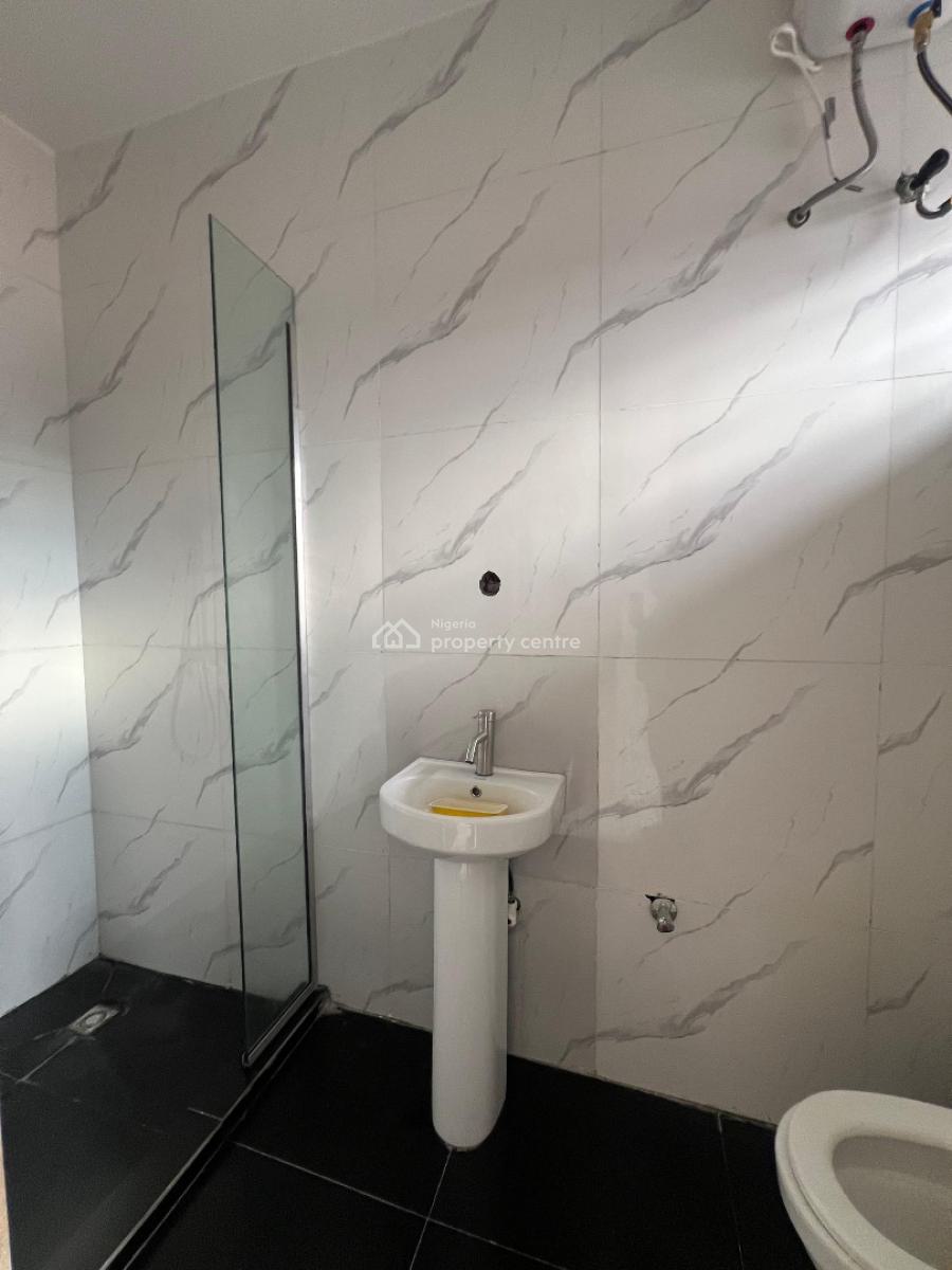 Well Finished 2 Bedroom Apartment, Ologolo, Lekki, Lagos, Block of Flats for Sale