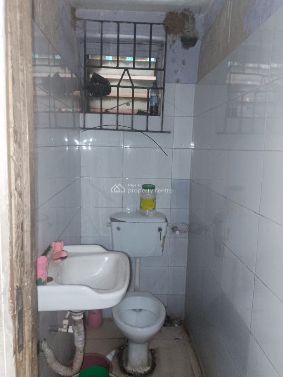 Commercial Property, Herbert Macaulay Way., Yaba, Lagos, Shop for Rent