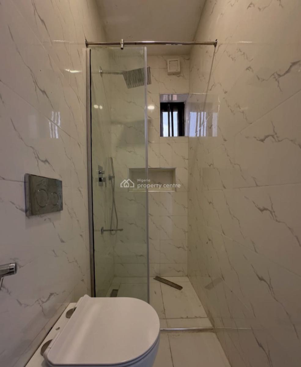 Newly Built and Serviced with 24/7 Power Supply 3 Bedroom En-suite, Ikate Elegushi, Lekki, Lagos, Flat / Apartment for Rent