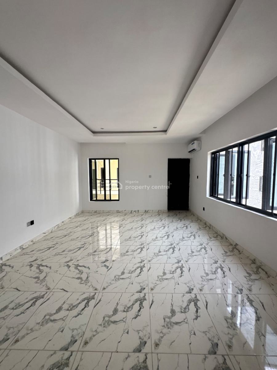 Neatly Built 3 Bedroom Penthouse with Bq, Pool & Gym, Lekki Phase 1, Lekki, Lagos, House for Rent