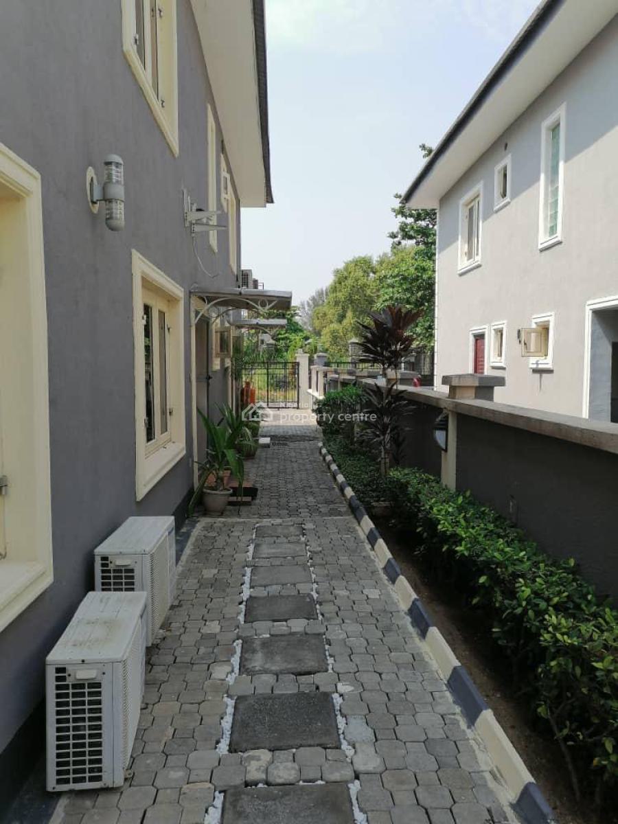 Lovely Well Maintained 4-bedroom Semi-detached Duplex, Vgc, Lekki, Lagos, Semi-detached Duplex for Sale