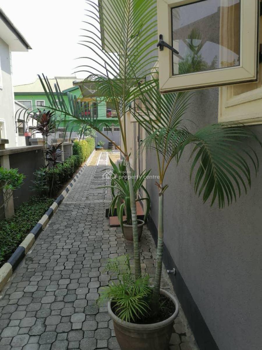 Lovely Well Maintained 4-bedroom Semi-detached Duplex, Vgc, Lekki, Lagos, Semi-detached Duplex for Sale
