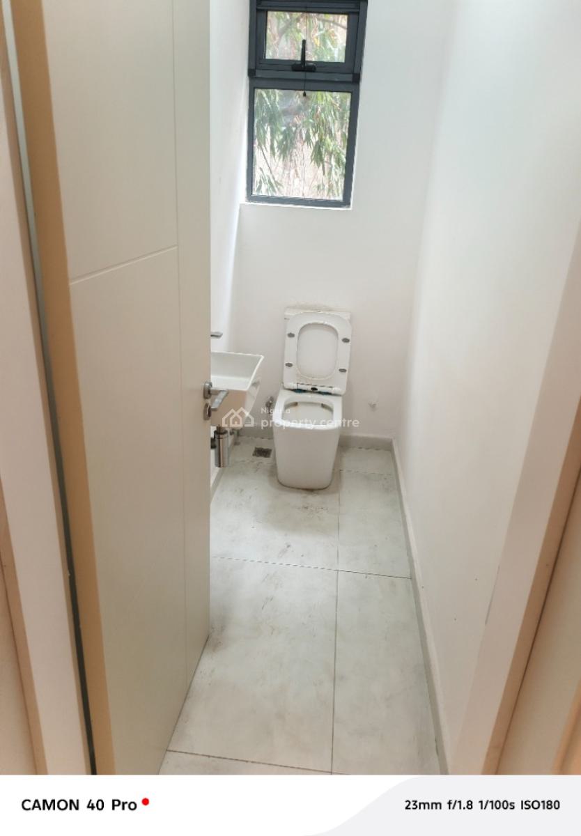 Luxury 2 Bedroom Flat, Off Amodu Bello Street, Victoria Island (vi), Lagos, Flat / Apartment for Sale