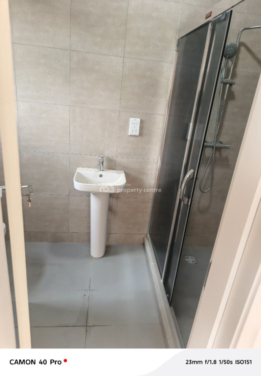 Luxury 2 Bedroom Flat, Off Amodu Bello Street, Victoria Island (vi), Lagos, Flat / Apartment for Sale