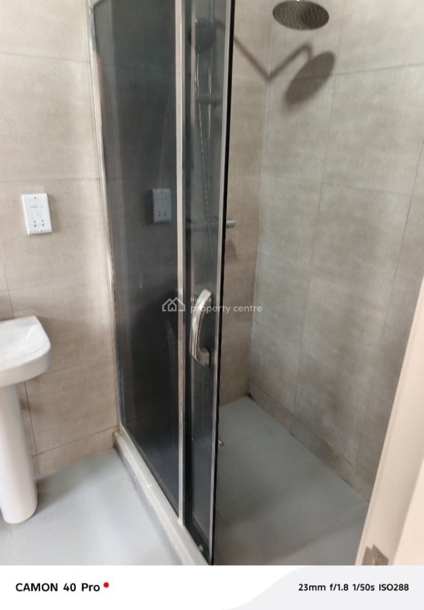 Luxury 2 Bedroom Flat, Off Amodu Bello Street, Victoria Island (vi), Lagos, Flat / Apartment for Sale