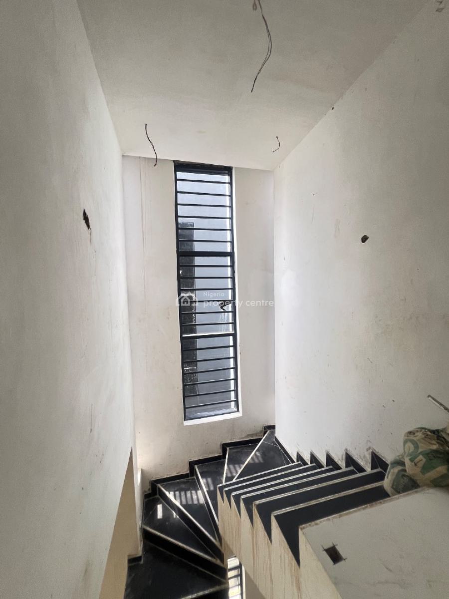 5 Bedrooms Semi Detached Duplex with Bq, Gra, Ogudu, Lagos, Semi-detached Duplex for Sale