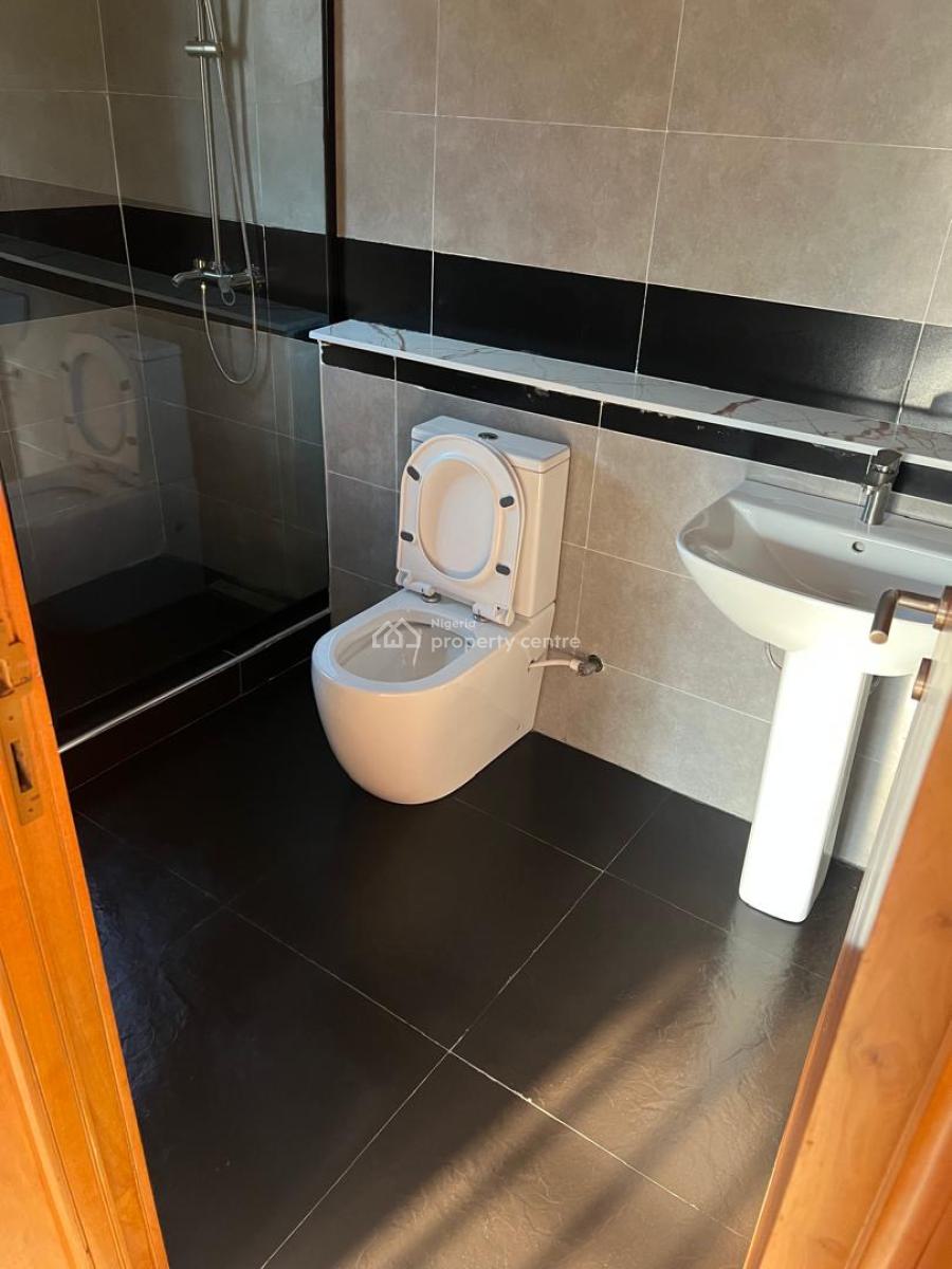 Beautiful Solid and Very Spacious 3 and 4 Bedroom Maisonette with Bq, Off Admiralty Way, Lekki Phase 1, Lekki, Lagos, Terraced Duplex for Rent