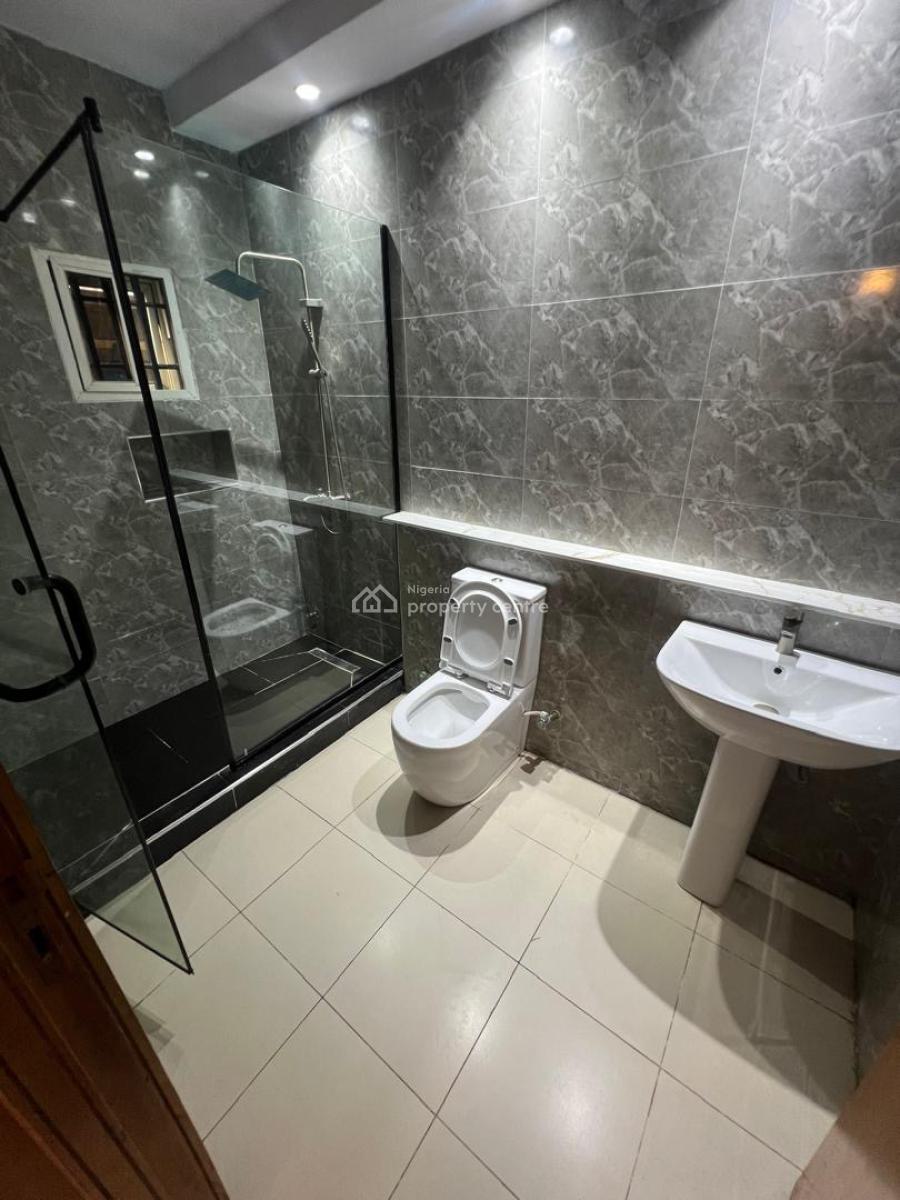 Beautiful Solid and Very Spacious 3 and 4 Bedroom Maisonette with Bq, Off Admiralty Way, Lekki Phase 1, Lekki, Lagos, Terraced Duplex for Rent