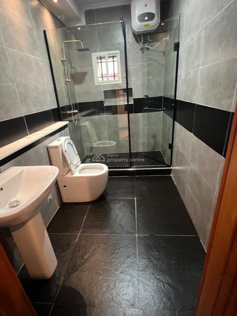 Beautiful Solid and Very Spacious 3 and 4 Bedroom Maisonette with Bq, Off Admiralty Way, Lekki Phase 1, Lekki, Lagos, Terraced Duplex for Rent