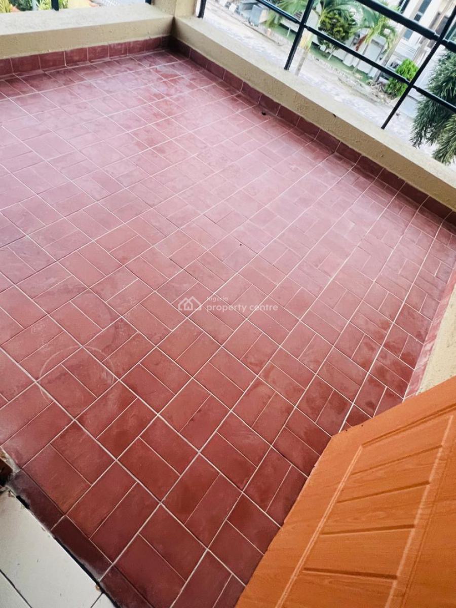 Beautiful Solid and Very Spacious 3 and 4 Bedroom Maisonette with Bq, Off Admiralty Way, Lekki Phase 1, Lekki, Lagos, Terraced Duplex for Rent