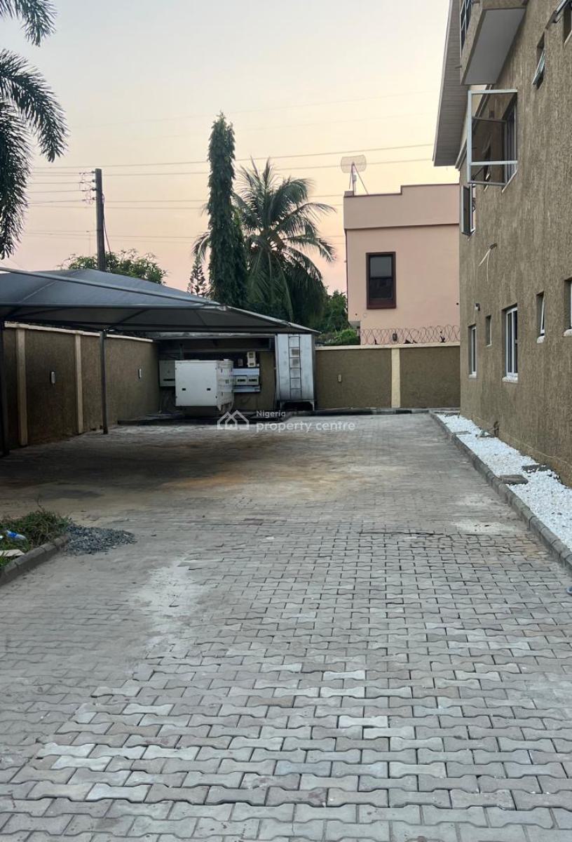 Beautiful Solid and Very Spacious 3 and 4 Bedroom Maisonette with Bq, Off Admiralty Way, Lekki Phase 1, Lekki, Lagos, Terraced Duplex for Rent