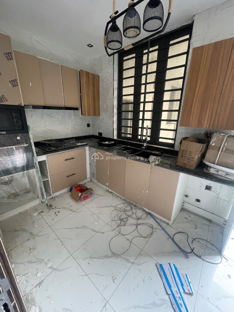 3 Bedroom Flat, Off Admiralty Way, Lekki Phase 1, Lekki, Lagos, Flat / Apartment for Rent