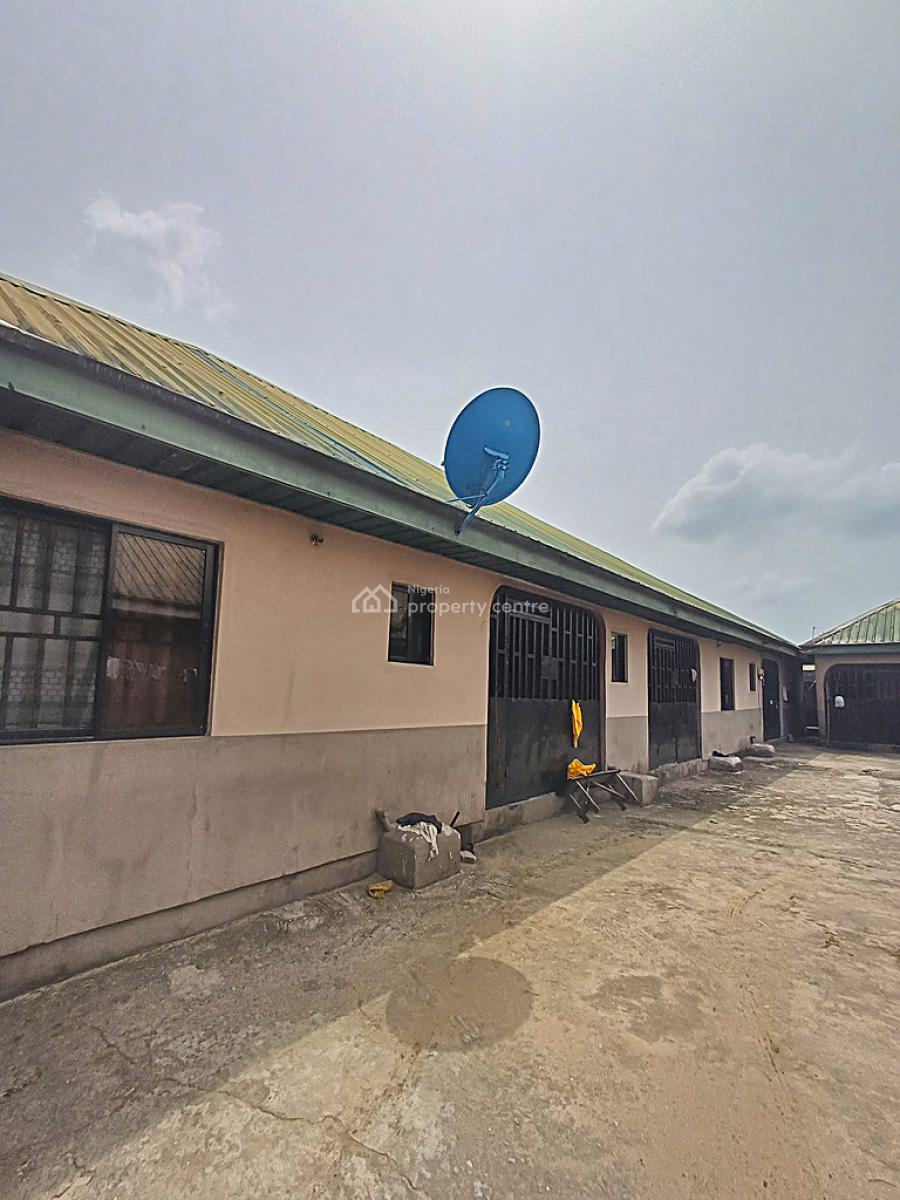 3 Units of 1 Bedroom Flats and a Self Contain, Iwofe, Rumolumeni, Port Harcourt, Rivers, Block of Flats for Sale