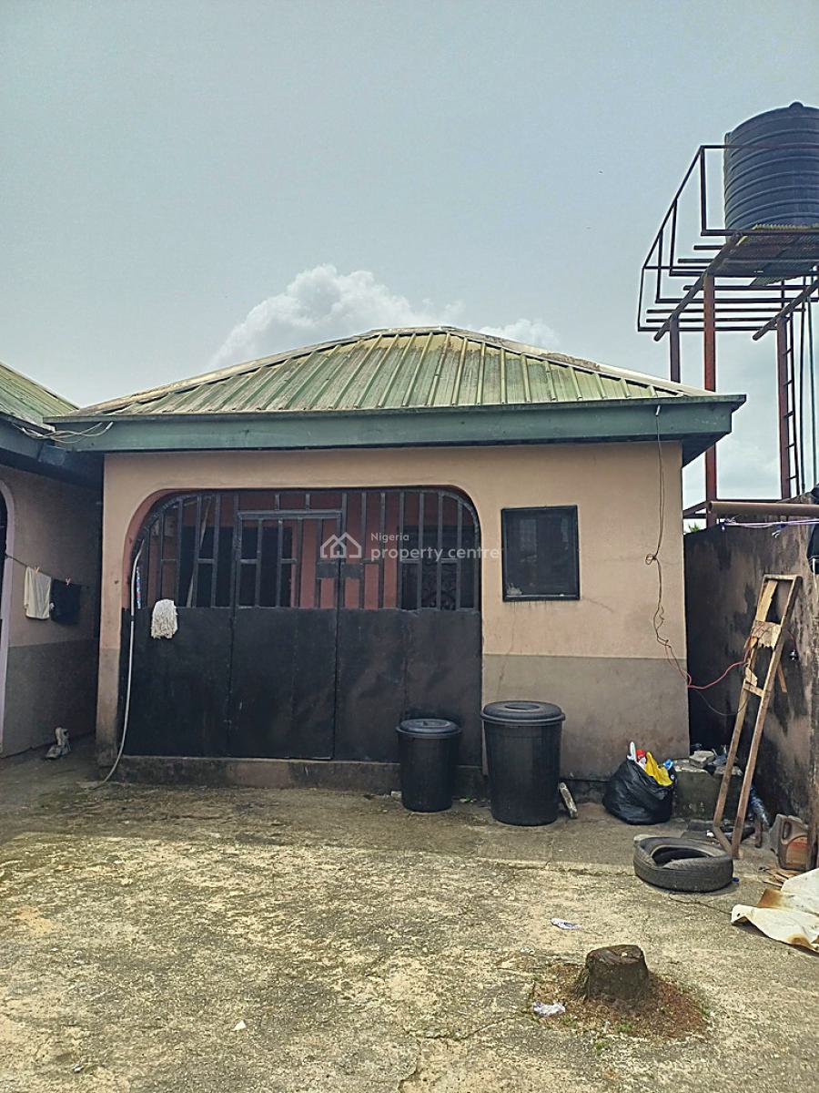 3 Units of 1 Bedroom Flats and a Self Contain, Iwofe, Rumolumeni, Port Harcourt, Rivers, Block of Flats for Sale